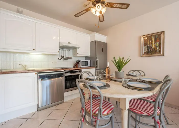 Apartamento Eden Cap By Interhome